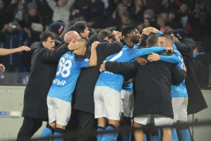 "Erupcija" ispod Vezuva - Napoli ponizio Juventus, "Maradona" čeka "Skudeto"!